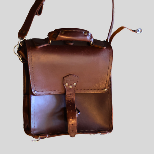 SLC Saddleback Leather 15"x13"x4" CROSSBODY SHOULDER MESSENGER BAG BACKPACK Chestnut